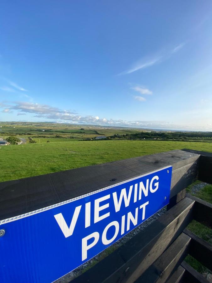 Hill Top View Apartment Lahinch Kültér fotó